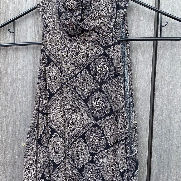 Audrey 3+1 Shorts Romper - Picture 3 of 8